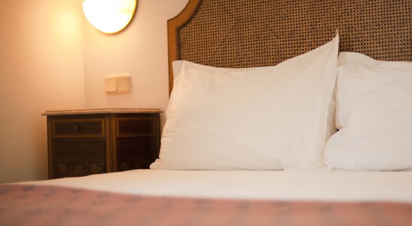 Curia Palace Hotel Spa & Golf Resort ภายนอก รูปภาพ